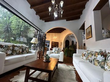 Casa en Pueblo Santa María Ahuacatitlán