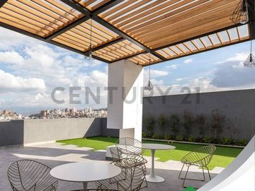 VENTA OFICINA, SECTOR CAROLINA 57.88 M2 MAS PARQUEADERO Y BODEGA