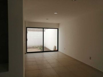 Tu Nuevo Hogar en Pedregal de Schoenstatt: Simplemente HERMOSA CASA!