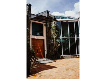 Casa para Arriendo Amoblado en Medellín Palmas