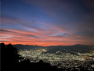 Casa para Arriendo Amoblado en Medellín Palmas