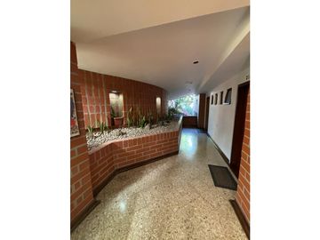 VENTA  AMPLIO APARTAMENTO DUPLEX UNIDAD CERRADA SAN LUCAS EL POBLADO