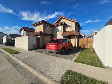 Casa en Venta en Estancia Las Rastras