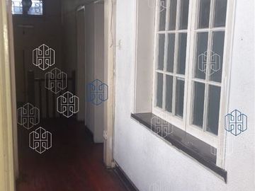 Local Comercial en Venta en A pasos del Metro Baquedano