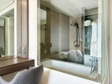 Modern 1 Bedroom type For rent and sale@ Play condo