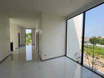 3 Bedroom House for sale in Suthep, Chiang Mai