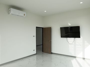 3 Bedroom House for sale in Suthep, Chiang Mai