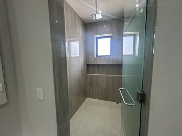 CASA EN VENTA FUENTES DEL VALLE