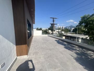 CASA EN VENTA FUENTES DEL VALLE