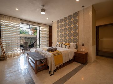 Casa en venta de cuatro habitaciones en Centro Histórico.
