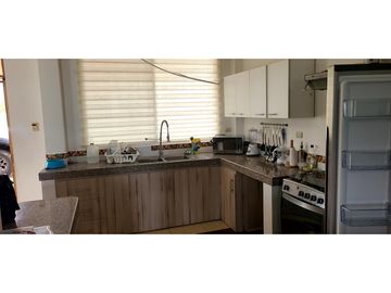 Se vende Casa amoblada con vista al mar Puerto Cayo Ecuador.