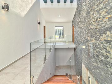 CASA MODERNA MINIMALISTA EN PARAISO COUNTRY CLUB