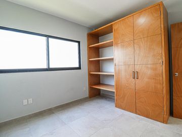 CASA MODERNA MINIMALISTA EN PARAISO COUNTRY CLUB