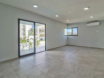 CASA MODERNA MINIMALISTA EN PARAISO COUNTRY CLUB