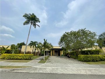 EN VENTA CASA CAMPESTRE EN EXCELENTE UBICACION DE LA TEBAIDA QUINDIO