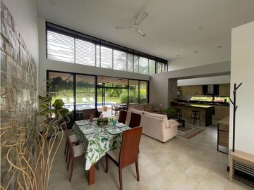 EN VENTA CASA CAMPESTRE EN EXCELENTE UBICACION DE LA TEBAIDA QUINDIO