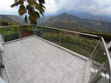 Casa  Chinauta perfecto estado 274 mts. precio $1200 mm
