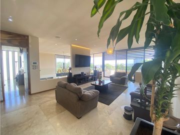 Casa en Venta en Club de Golf la Loma