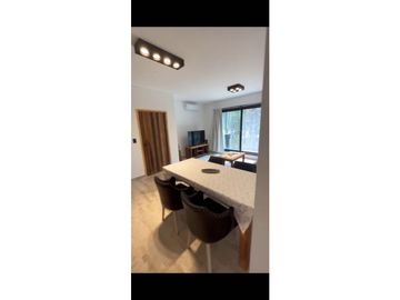 Departamento de 3 ambientes con amplia terraza. Villa Robles