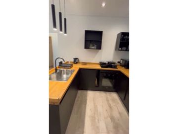 Departamento de 3 ambientes con amplia terraza. Villa Robles
