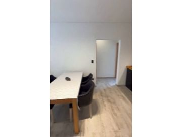 Departamento de 3 ambientes con amplia terraza. Villa Robles