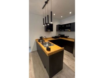 Departamento de 3 ambientes con amplia terraza. Villa Robles