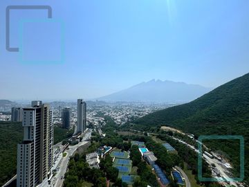 PENTHOUSE EN VENTA EN CLUB SONOMA RESDIENCIAL ZONA MONTERREY