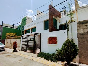 CASA EN VENTA EN FRACCIONAMIENTO PRIVADO LA HERRADURA,PACHUCA,HGO.