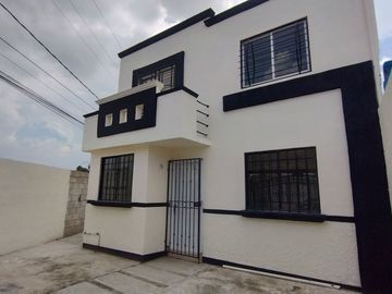 CASA EN VENTA EN FRACCIONAMIENTO SAN JOSE,TULIPANES,PACHUCA,HGO.
