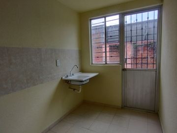 CASA EN VENTA EN FRACCIONAMIENTO SAN JOSE,TULIPANES,PACHUCA,HGO.