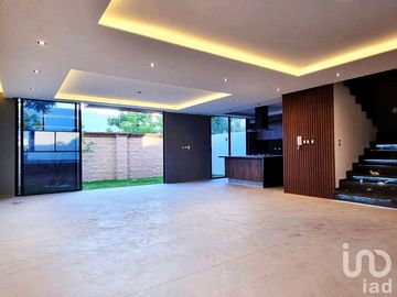 venta de casa en Lomas de Angelópolis