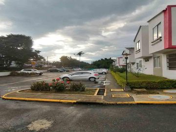 CASA EN VENTA VIA ALTAGRACIA / PEREIRA