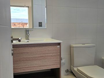 VENDE CASA EN CONDOMINIO EN CHIGUAYANTE.