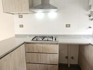 VENDE CASA EN CONDOMINIO EN CHIGUAYANTE.