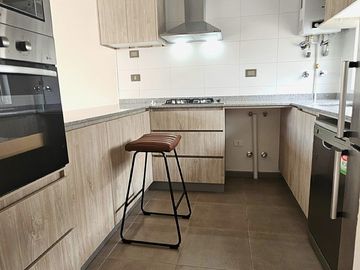 VENDE CASA EN CONDOMINIO EN CHIGUAYANTE.