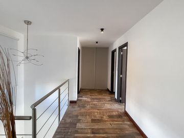 CASA EN VENTA CON FONDO A LA LAGUNA BARRIO SAN LUCAS-CANNING