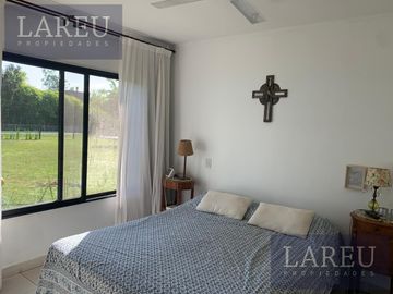 Casa en Venta - Barrio El Lucero