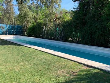 Casa en Venta - Barrio El Lucero