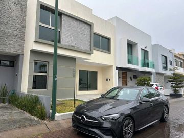 CASA NUEVA EN VENTA COTO LOS ALMENDROS