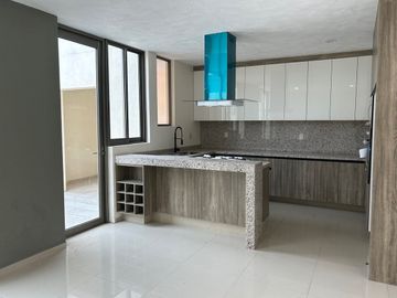 CASA NUEVA EN VENTA COTO LOS ALMENDROS