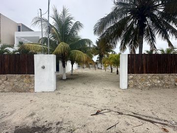 TERRENO EN VENTA A  UNA CUADRA DE LA PLAYA EN SAN BENITO YUCATAN
