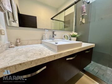 Casa en Venta de 4 Recámaras Residencial Rincon del Colibri Norte de Colima