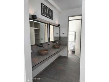 Venta de casa campestre de 1108 M2 en 890 mill en La Mesa Cund