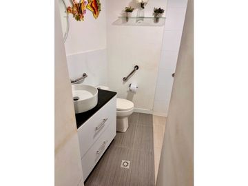 Apartamento en venta en Laureles