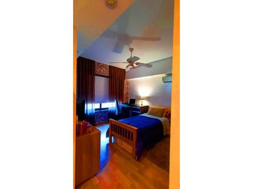 VENTA CASA CARLOS PAZ, SANTA RITA DE CATEGORA