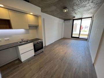 Oroño y Mendoza, Monoambiente con comodín 43mts2 . Incluye aires acondicionados