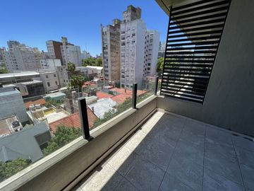 Oroño y Mendoza, Monoambiente con comodín 43mts2 . Incluye aires acondicionados