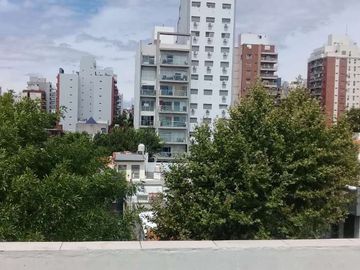 Casa con Departamento en venta en Quilmes Este