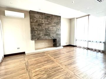 CASA EN VENTA EN SIERRA ALTA CARRETERA NACIONAL