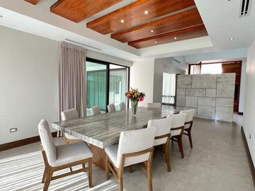 CASA EN VENTA EN SIERRA ALTA CARRETERA NACIONAL
